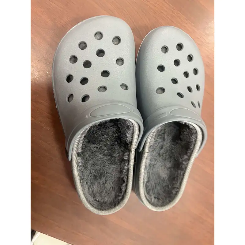 CROCS